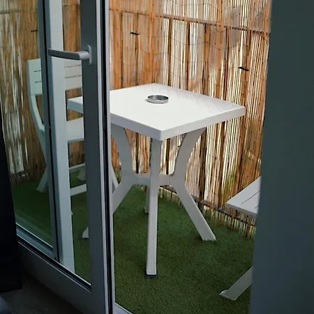 Escape Serenity Suite Haut De Gamme Nevers Exterior photo
