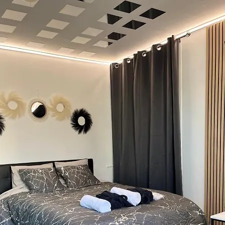 Escape Serenity Suite Haut De Gamme Nevers Exterior photo