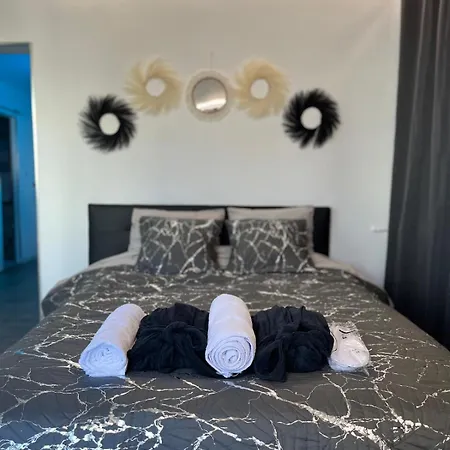 Escape Serenity Suite Haut De Gamme Nevers Exterior photo